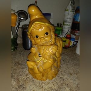 Twin Winton Cookie Jar